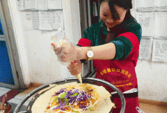 自贡学习煎饼果子技术培训多少钱？小吃培训学校哪家好？