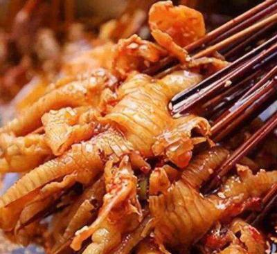 成都特色小吃钵钵鸡技术培训哪里好？
