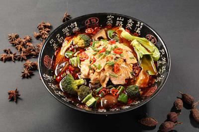 冒菜培训班哪家好价格便宜？炒制底料的注意事项