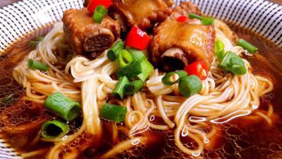 成都餐饮培训学校排名，排骨面食技术培训哪里正宗？