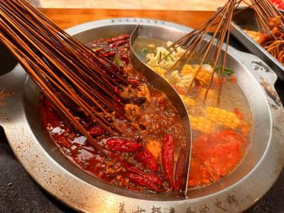 冷热串串培训在哪里学比较好？成都串串香培训多少钱？
