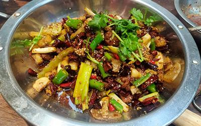 麻辣干锅培训多少钱？   麻辣干锅培训多少钱？
