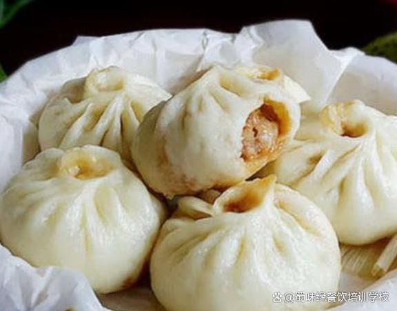 成都包子制作培训班哪家好？飘味缘早餐技术培训学校位置及优势解析