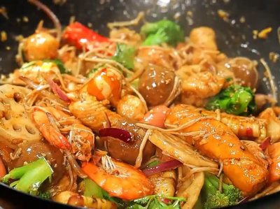 麻辣香锅技术培训多少钱？飘味缘培训学校合理，物超所值